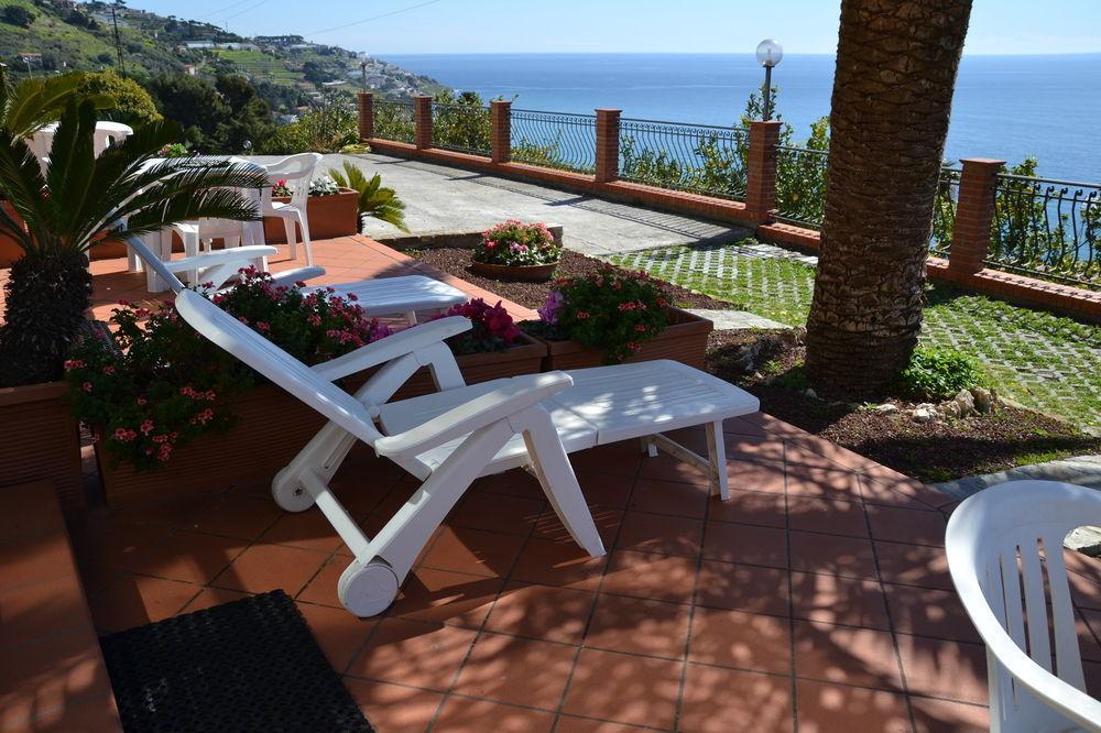 Le Terrazze Appartamenti Vacanze Sanremo Dış mekan fotoğraf