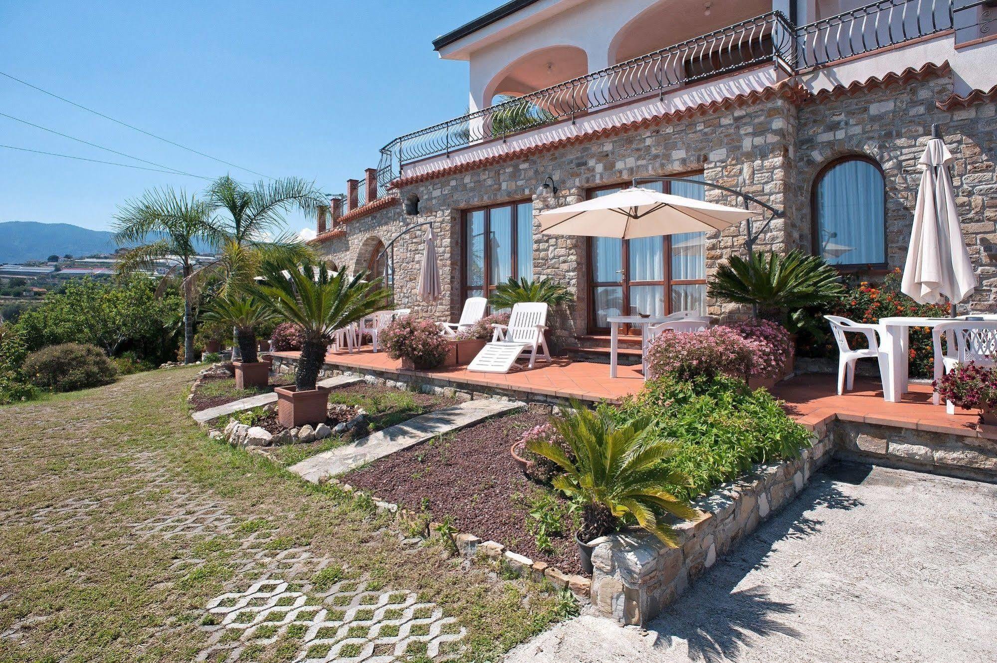 Le Terrazze Appartamenti Vacanze Sanremo Dış mekan fotoğraf