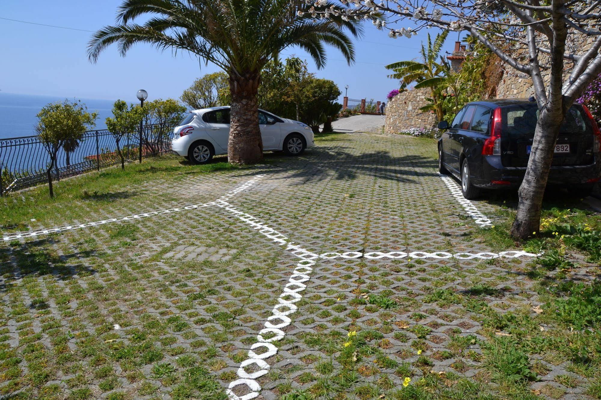 Le Terrazze Appartamenti Vacanze Sanremo Dış mekan fotoğraf