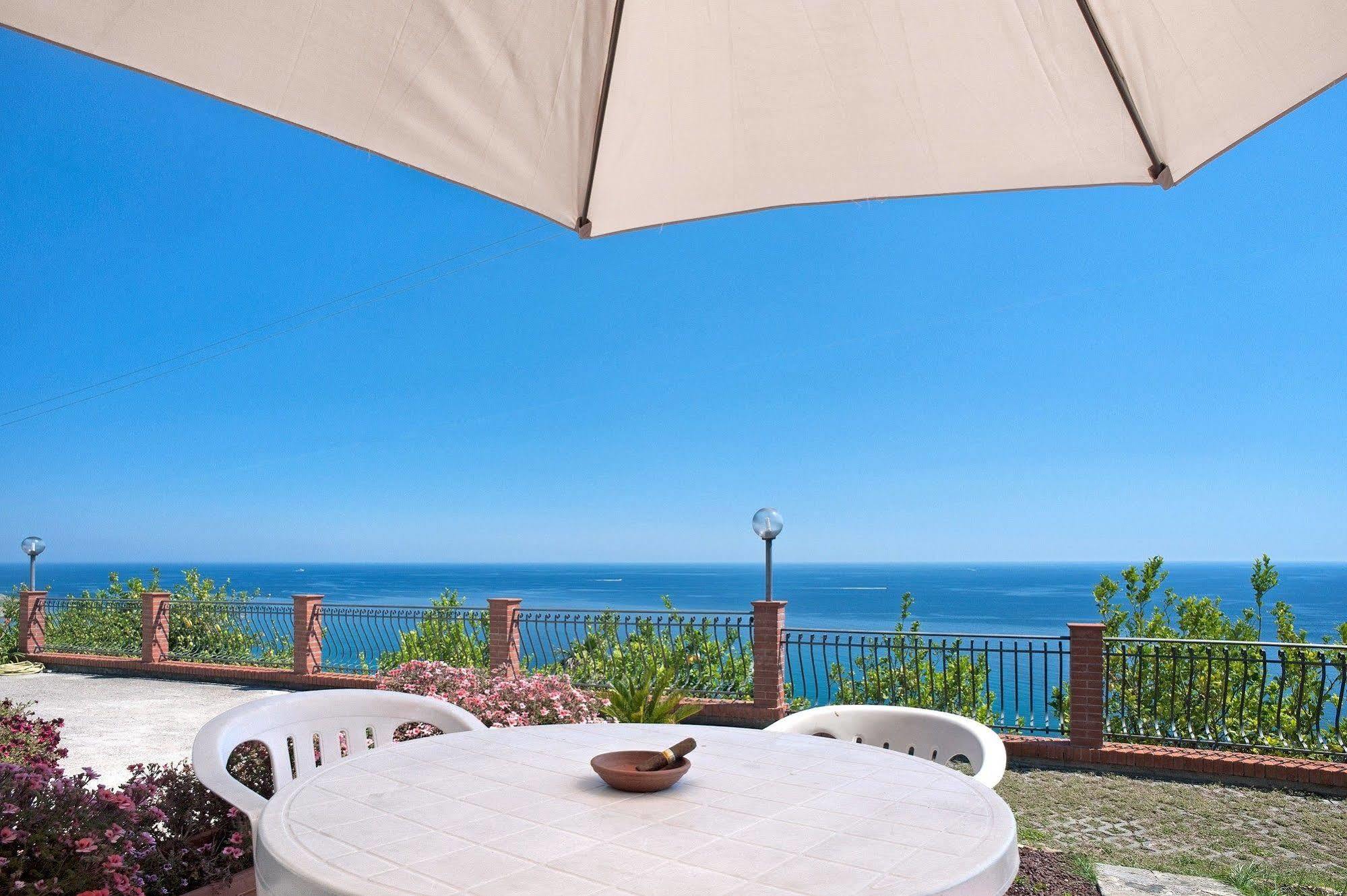 Le Terrazze Appartamenti Vacanze Sanremo Dış mekan fotoğraf